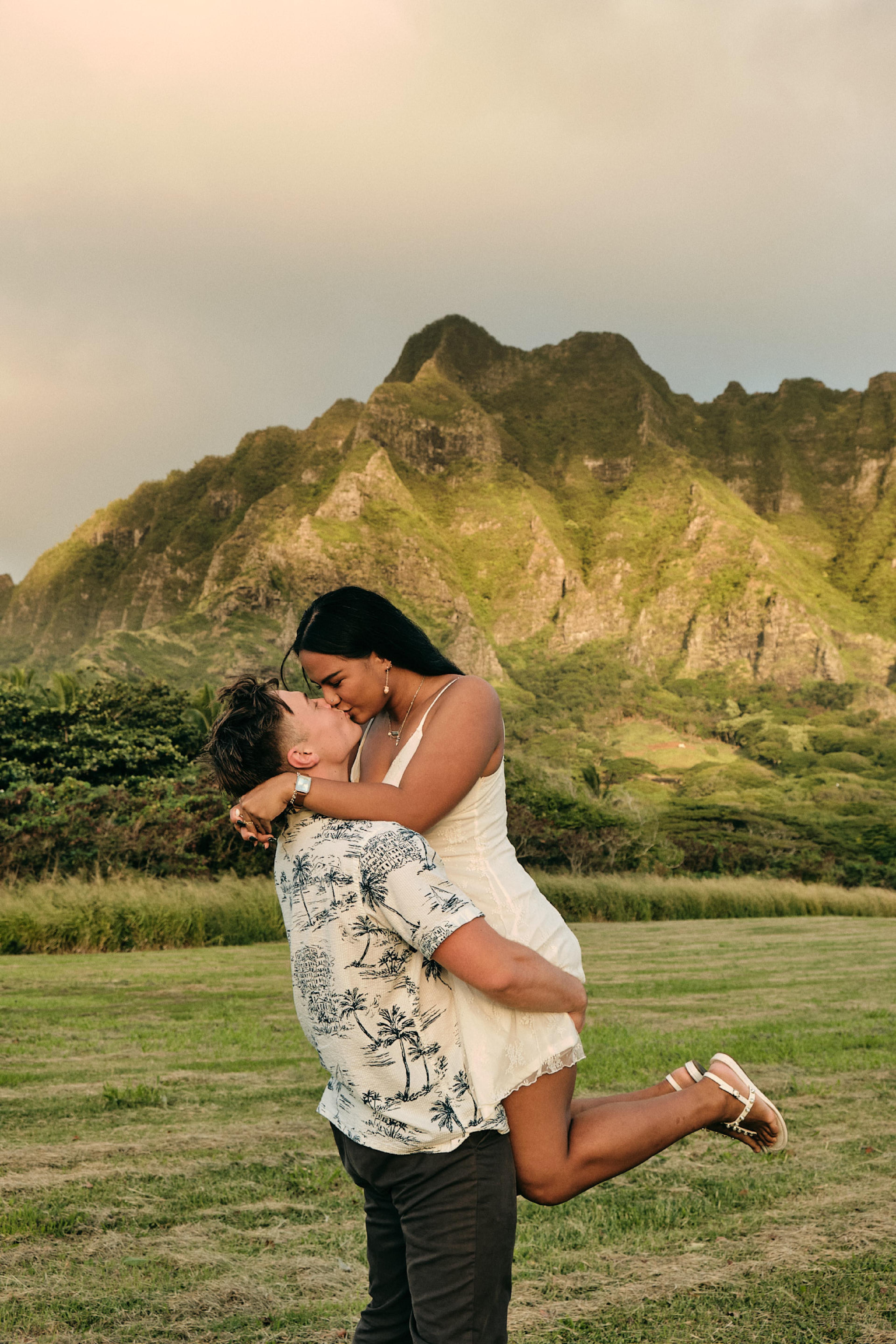 Couple Anniversary Photo Hawaii